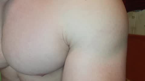 Snapshot of troncq chatting on January 31, 2025, 7:39 am Troncq online show from January 31, 2025, 7:39 am