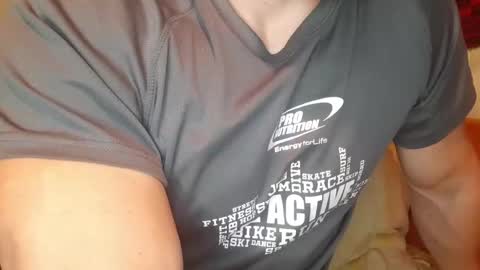 Snapshot of troncq chatting on February 9, 2025, 1:46 pm Troncq online show from February 9, 2025, 1:46 pm