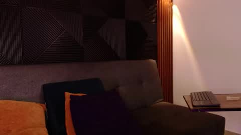 Troy online show from March 11, 2025, 12:33 am