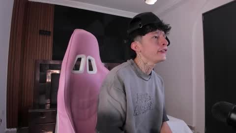 Troy online show from September 12, 2025, 7:25 pm