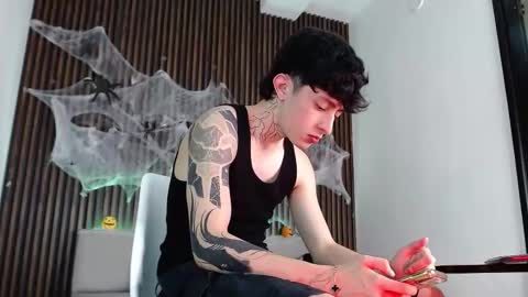 Troy online show from October 16, 2025, 7:26 pm