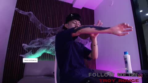 Troy online show from October 31, 2025, 4:52 pm