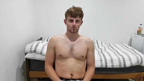 Snapshot of troy_w chatting on February 8, 2026, 6:00 pm troy_w online show from February 8, 2026, 6:00 pm