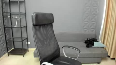 Snapshot of troywade chatting on July 20, 2026, 4:16 am TroyWade online show from July 20, 2026, 4:16 am