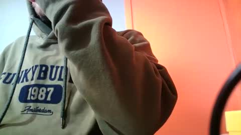 Snapshot of truble_again chatting on April 1, 2026, 8:48 am truble_again online show from April 1, 2026, 8:48 am