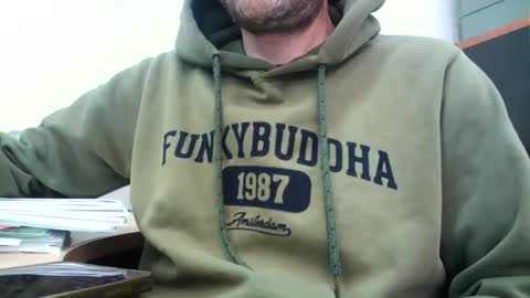 Snapshot of truble_again chatting on May 8, 2026, 11:15 am truble_again online show from May 8, 2026, 11:15 am