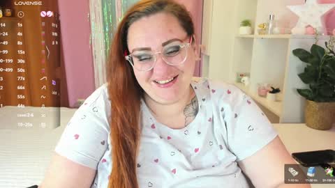 Snapshot of truly_goddess chatting on December 4, 2024, 7:39 am Adelle online show from December 4, 2024, 7:39 am