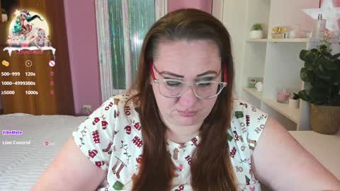 Snapshot of truly_goddess chatting on December 25, 2024, 10:17 am Adelle online show from December 25, 2024, 10:17 am