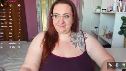 Snapshot of truly_goddess chatting on January 28, 2025, 8:57 am Adelle online show from January 28, 2025, 8:57 am