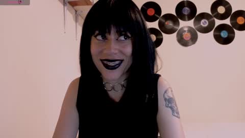 Cait online show from October 7, 2025, 1:58 am