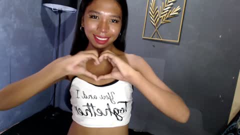 Snapshot of ts_blacklady chatting on December 25, 2024, 1:51 pm BLACKYLADY online show from December 25, 2024, 1:51 pm