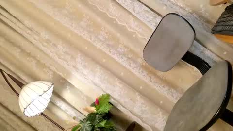 Chloe online show from February 16, 2026, 10:44 am