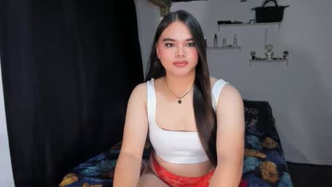 Snapshot of ts_lovelicious chatting on February 2, 2026, 1:15 am ts_lovelicious online show from February 2, 2026, 1:15 am