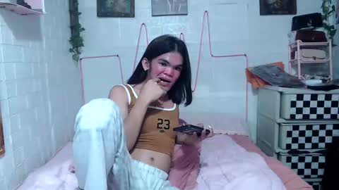 JHANE online show from September 14, 2025, 5:01 pm