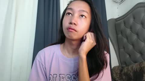 tskitty_girl online show from March 11, 2025, 11:44 am