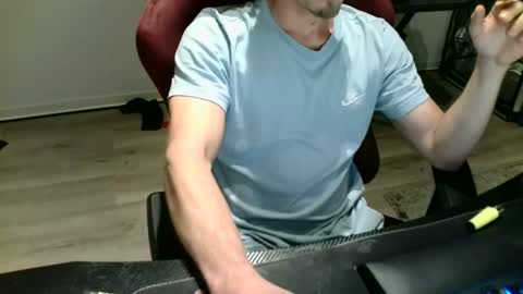 Snapshot of tsloverdome chatting on July 25, 2026, 7:44 pm tsloverdome online show from July 25, 2026, 7:44 pm