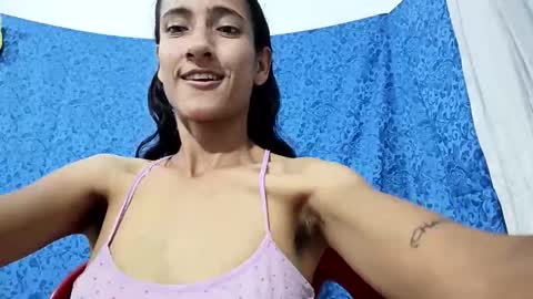 Snapshot of tsmilingg chatting on June 10, 2026, 9:41 am Dulce online show from June 10, 2026, 9:41 am