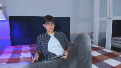 Maru online show from September 20, 2025, 8:10 pm