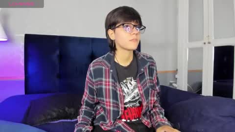 Maru online show from October 2, 2025, 7:43 pm