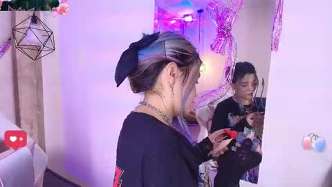 Tsukineko online show from November 28, 2025, 2:36 am