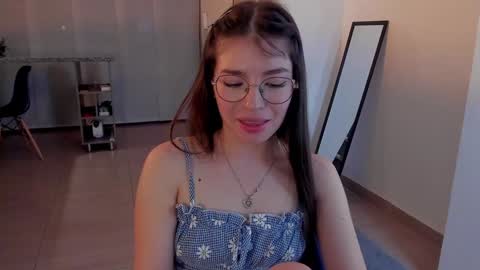 Snapshot of tsukys_spell chatting on January 31, 2025, 5:09 am Tsuky online show from January 31, 2025, 5:09 am