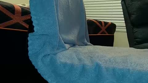 tthornburg online show from February 17, 2026, 5:37 am