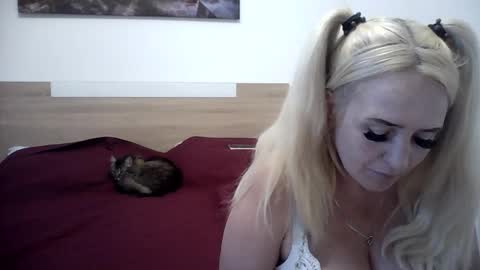 Ttrnynela online show from September 20, 2025, 6:14 am