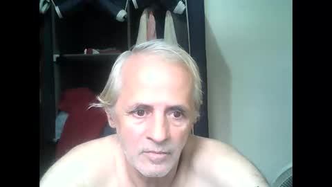 Siveomeves online show from April 25, 2026, 1:41 pm