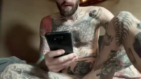 Tuhands online show from March 11, 2025, 7:15 am