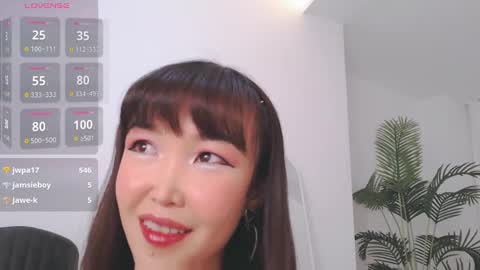 Snapshot of tumilio chatting on February 22, 2025, 4:30 pm TumiLio online show from February 22, 2025, 4:30 pm