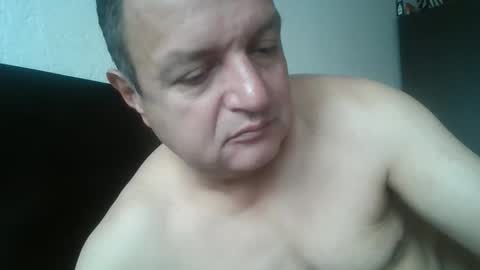 Snapshot of tuserasmia chatting on January 12, 2026, 4:23 pm Mario Ramirez online show from January 12, 2026, 4:23 pm