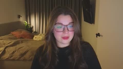 Ariana online show from November 17, 2025, 7:30 pm