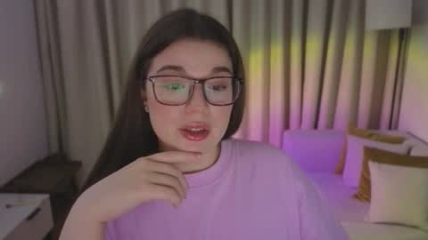 Ariana online show from February 2, 2026, 8:29 pm