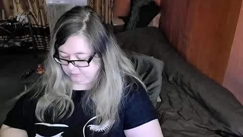 Lana online show from February 23, 2025, 1:02 am