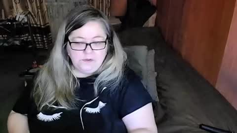 Lana online show from February 23, 2025, 8:33 pm