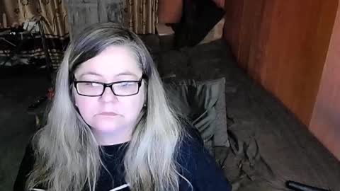 Lana online show from February 23, 2025, 11:36 pm