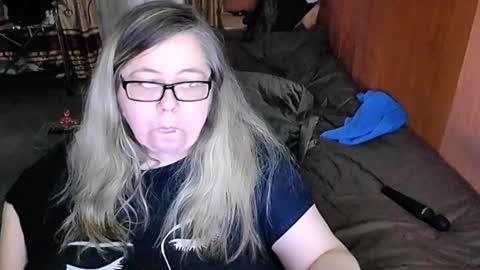 Lana online show from March 5, 2025, 9:05 am