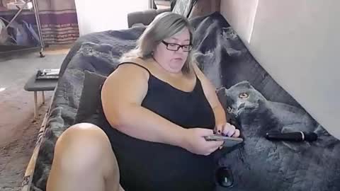 Lana online show from September 28, 2025, 12:49 am