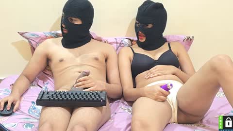 A  M On vacation till 28th online show from December 3, 2024, 5:55 pm