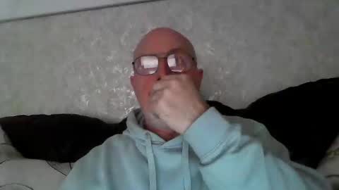 twatcockandballs online show from December 9, 2024, 7:18 pm