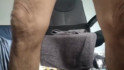 twe4kseeker online show from October 7, 2025, 2:03 pm