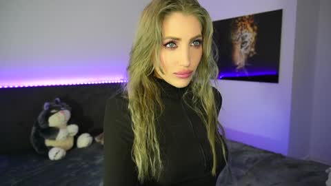 MayCarrey online show from January 15, 2025, 12:19 am