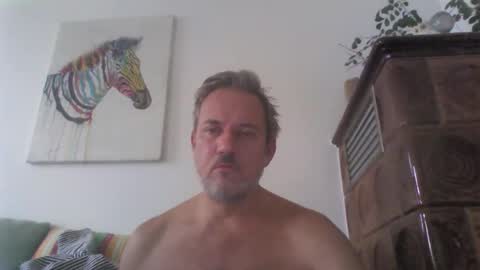 twiga72 online show from December 2, 2025, 8:19 am