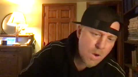 Snapshot of twiinsoul chatting on December 22, 2024, 5:23 am twiinsoul online show from December 22, 2024, 5:23 am