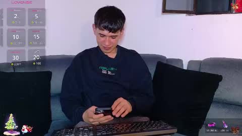 Snapshot of twink_daren chatting on January 8, 2026, 6:43 pm Mr Daren online show from January 8, 2026, 6:43 pm