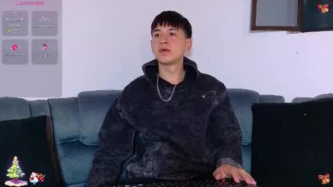 Snapshot of twink_daren chatting on January 9, 2026, 8:43 pm Mr Daren online show from January 9, 2026, 8:43 pm