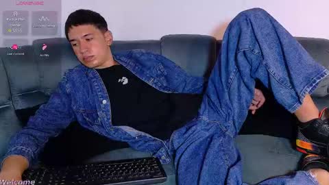 Snapshot of twink_daren chatting on February 17, 2026, 6:14 pm Mr Daren online show from February 17, 2026, 6:14 pm
