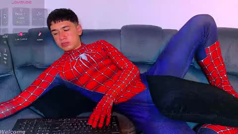 Snapshot of twink_daren chatting on March 21, 2026, 6:44 pm Mr Daren online show from March 21, 2026, 6:44 pm