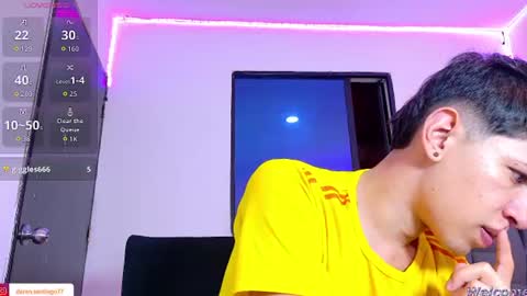 Snapshot of twink_daren chatting on June 12, 2026, 6:40 pm Mr Daren online show from June 12, 2026, 6:40 pm