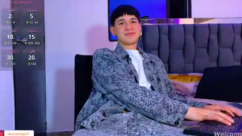 Snapshot of twink_daren chatting on July 15, 2026, 2:17 am Mr Daren online show from July 15, 2026, 2:17 am